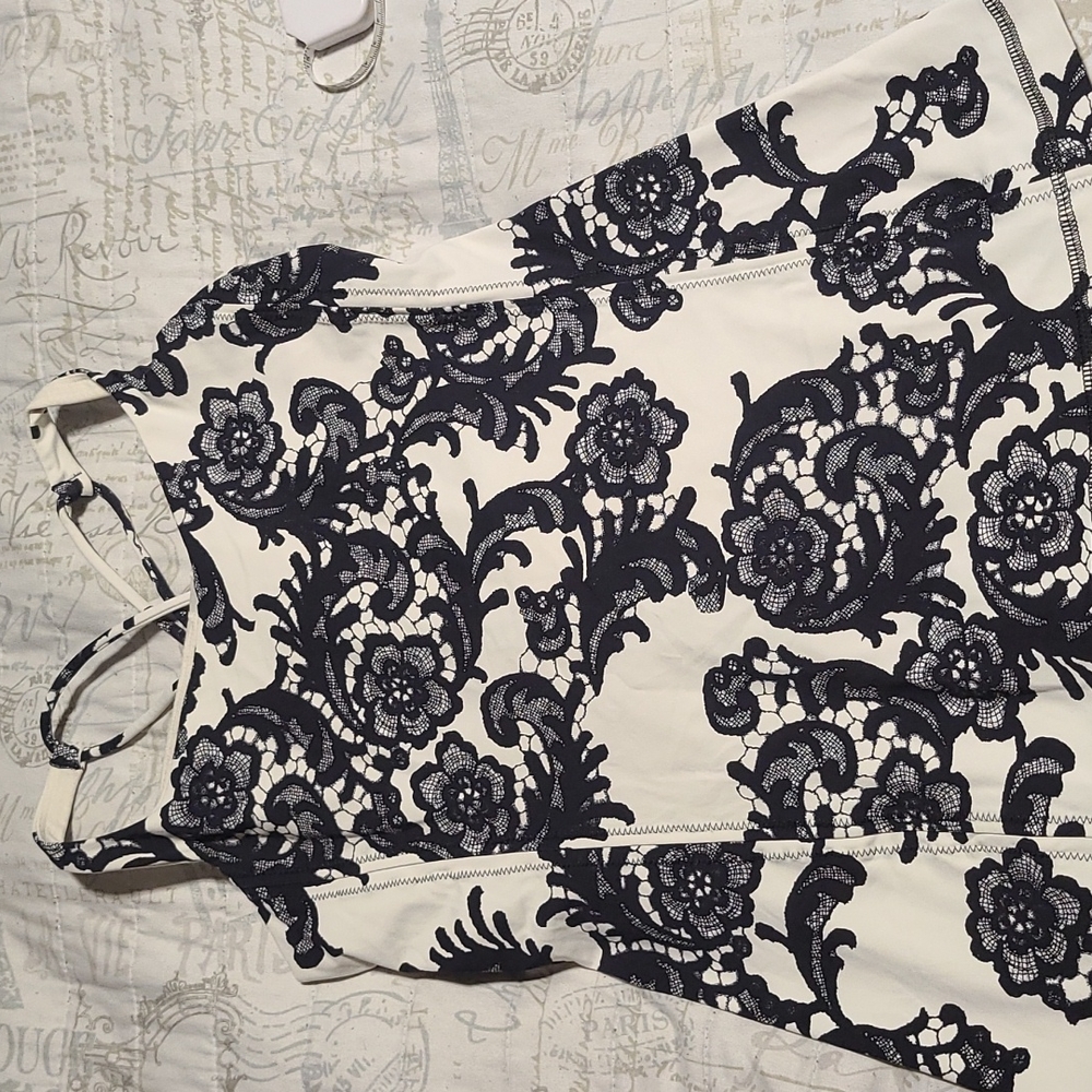 Lululemon shirt